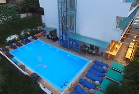 Parthenon Hotel