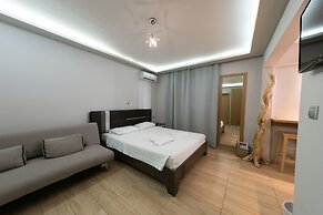 Parthenon Hotel