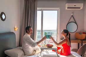 Parthenon Hotel