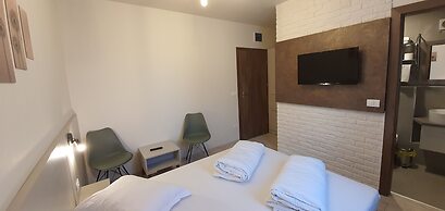 XO Residence