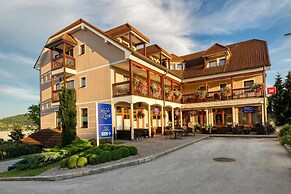 Garni Hotel Zvon