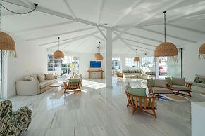 High Beach Hotel