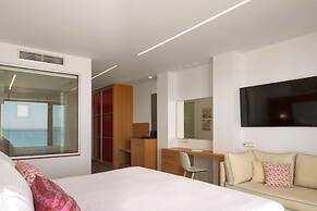 High Beach Hotel