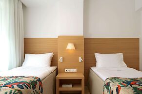 High Beach Hotel
