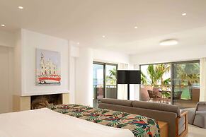 High Beach Hotel