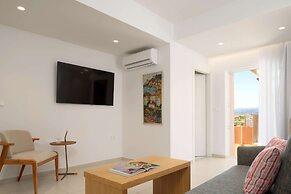 High Beach Hotel