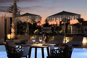 High Beach Hotel