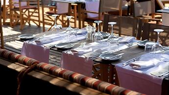 High Beach Hotel