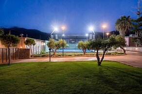 High Beach Hotel