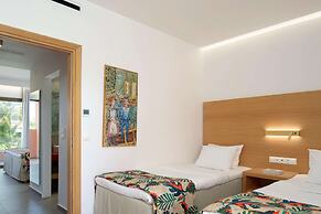 High Beach Hotel
