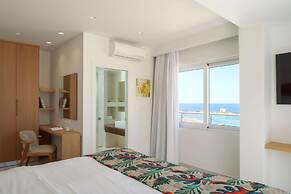 High Beach Hotel