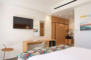 High Beach Hotel