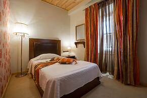 Dias Hotel