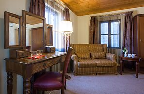 Dias Hotel