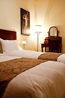 Dias Hotel
