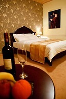 Dias Hotel