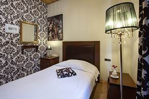 Dias Hotel