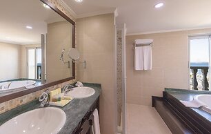 Crowne Plaza Hotel Antalya by IHG
