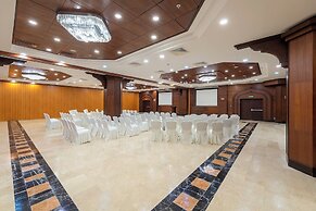 Crowne Plaza Hotel Antalya by IHG