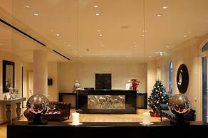 Siri Hotel