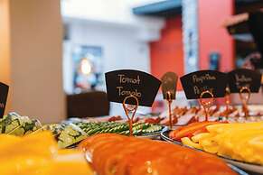 Dream – Luxury Hostel