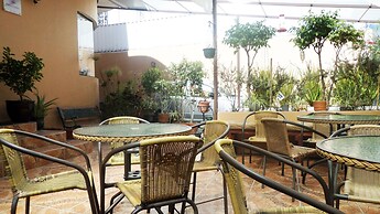 Jhomana Guesthouse
