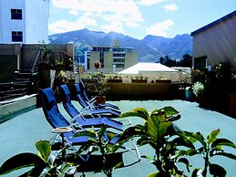 Jhomana Guesthouse