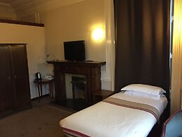 Edinburghhouse Hotel