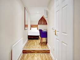 The Gissons Hotel