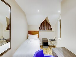 The Gissons Hotel