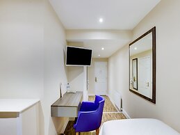 The Gissons Hotel