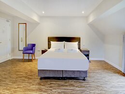 The Gissons Hotel