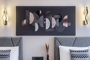 Bristol Hotel