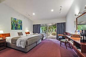 Forest Lodge Resort