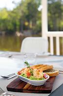 Forest Lodge Resort