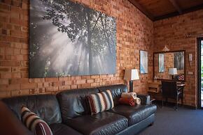 Forest Lodge Resort