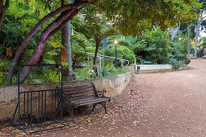 Forest Lodge Resort