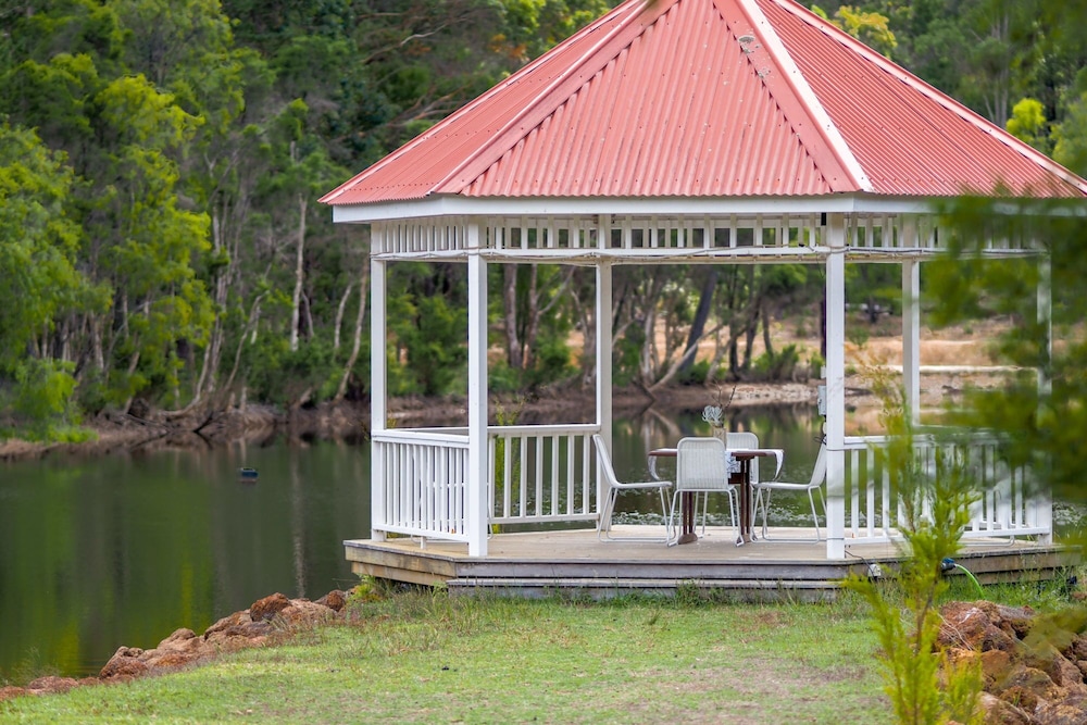 Forest Lodge Resort