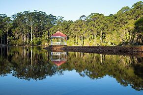 Forest Lodge Resort