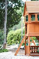 Forest Lodge Resort