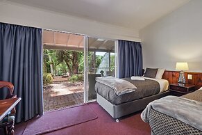 Forest Lodge Resort