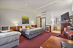 Forest Lodge Resort