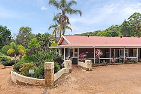Forest Lodge Resort