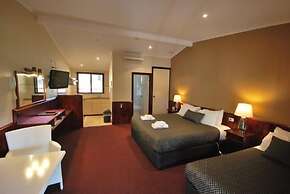 Forest Lodge Resort