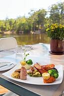 Forest Lodge Resort