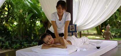 Cham Villas Boutique Luxury Resort