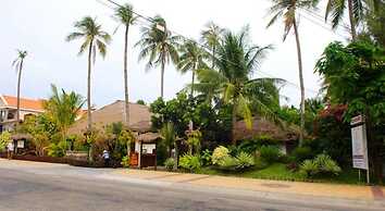 Cham Villas Boutique Luxury Resort