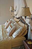 Apple Tree Historic B&B