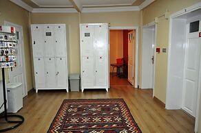 Antique Hostel & Guesthouse