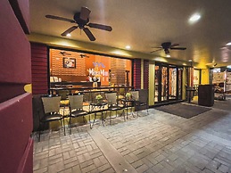 Miramar Hotel